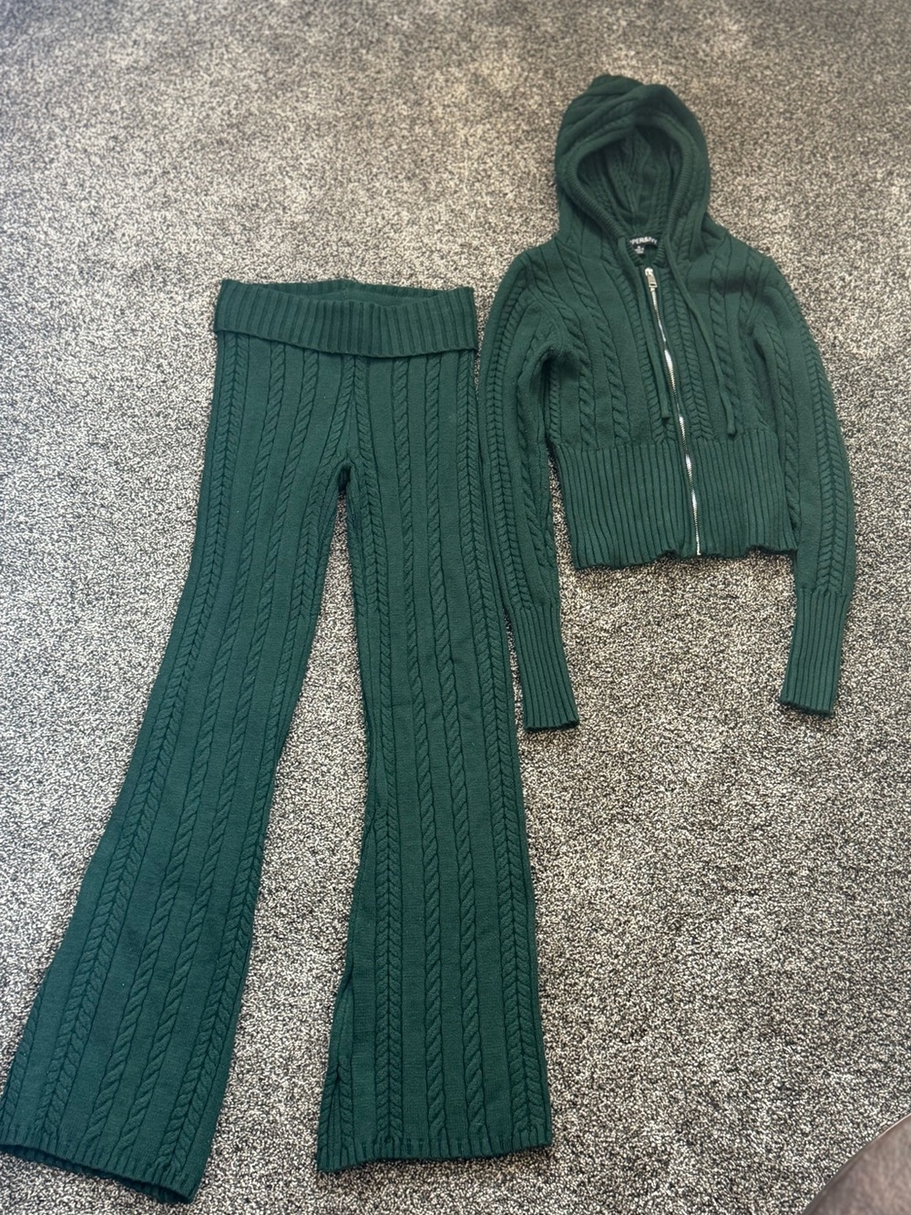 Cable-Knit Flared Pants Set with Hooded Zip Cardigan in Forest Green